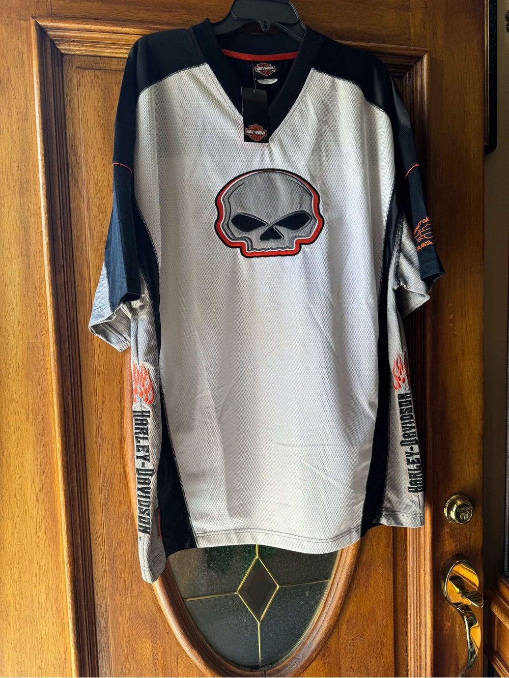 Harley-Davidson Men’s Large White & Black Skull mesh embroidered Jersey Shirt